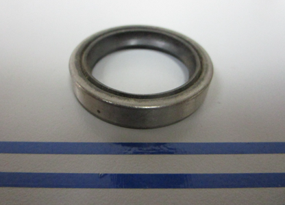 NEW OEM 308500 0308500 OMC Johnson Evinrude Seal 0720