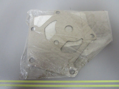 *NEW OEM* 0810 OMC Johnson Evinrude Impeller Housing Plate 915069 0916069