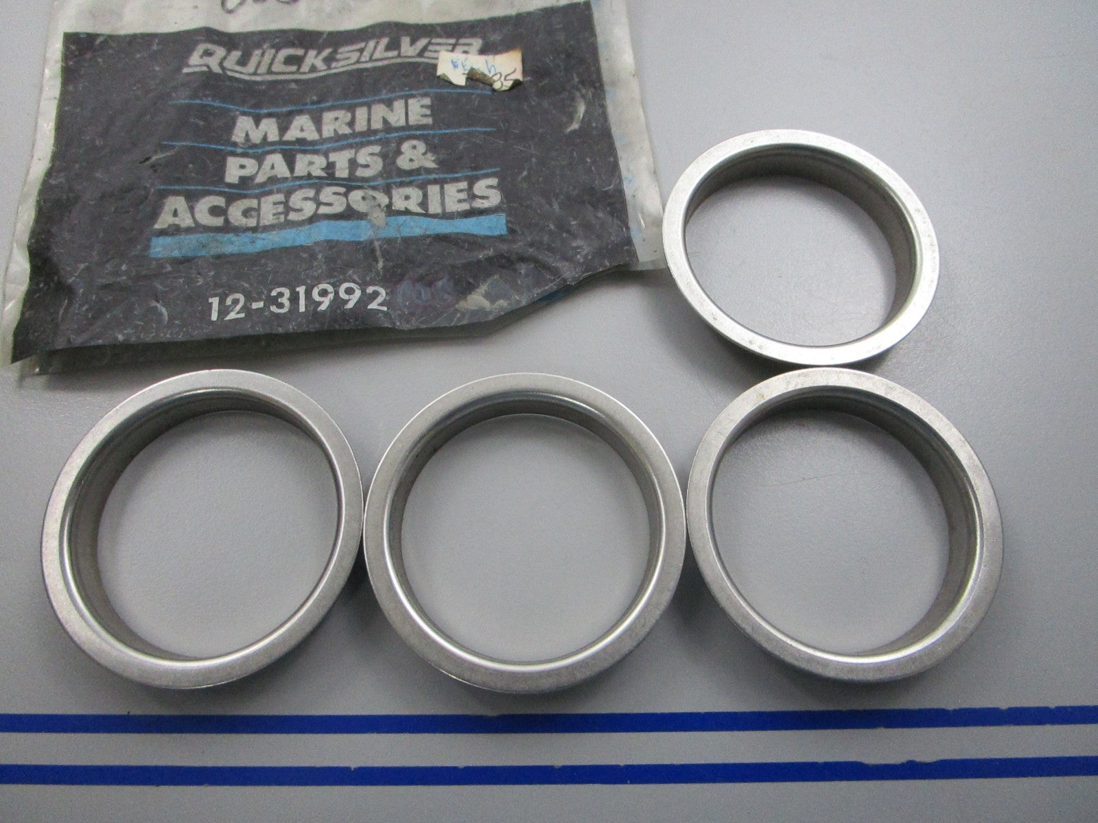 NEW OEM (LOT OF 4) 12-31992 Mercury Quicksilver Cupper Washer 0810