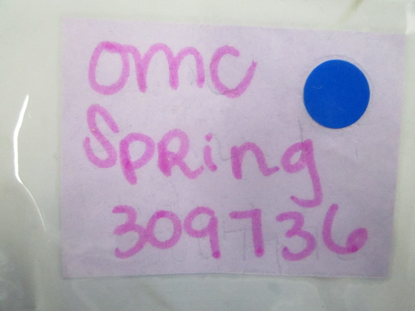 *NEW OEM* 0810 OMC Johnson Evinrude Spring 309736 0309736