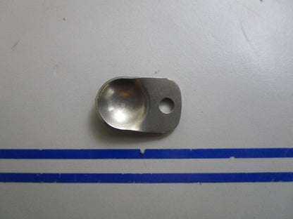 *NEW OEM* 0810 Mercury Force Retainer F523930