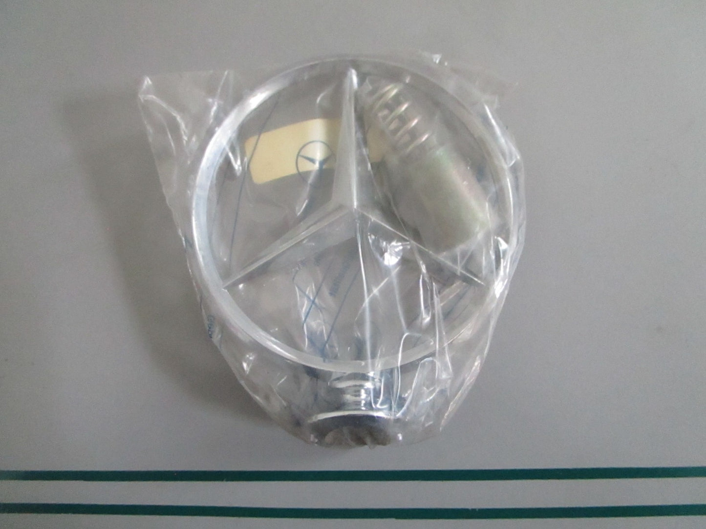 NEW OEM A1165860288 Mercedes-Benz Hood Ornament 0820