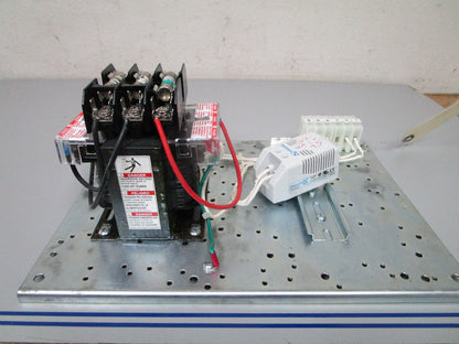 NEW OEM 9070TF150D1 Square D 0.15KVA 50/60Hz Industrial Control Transformer 0720