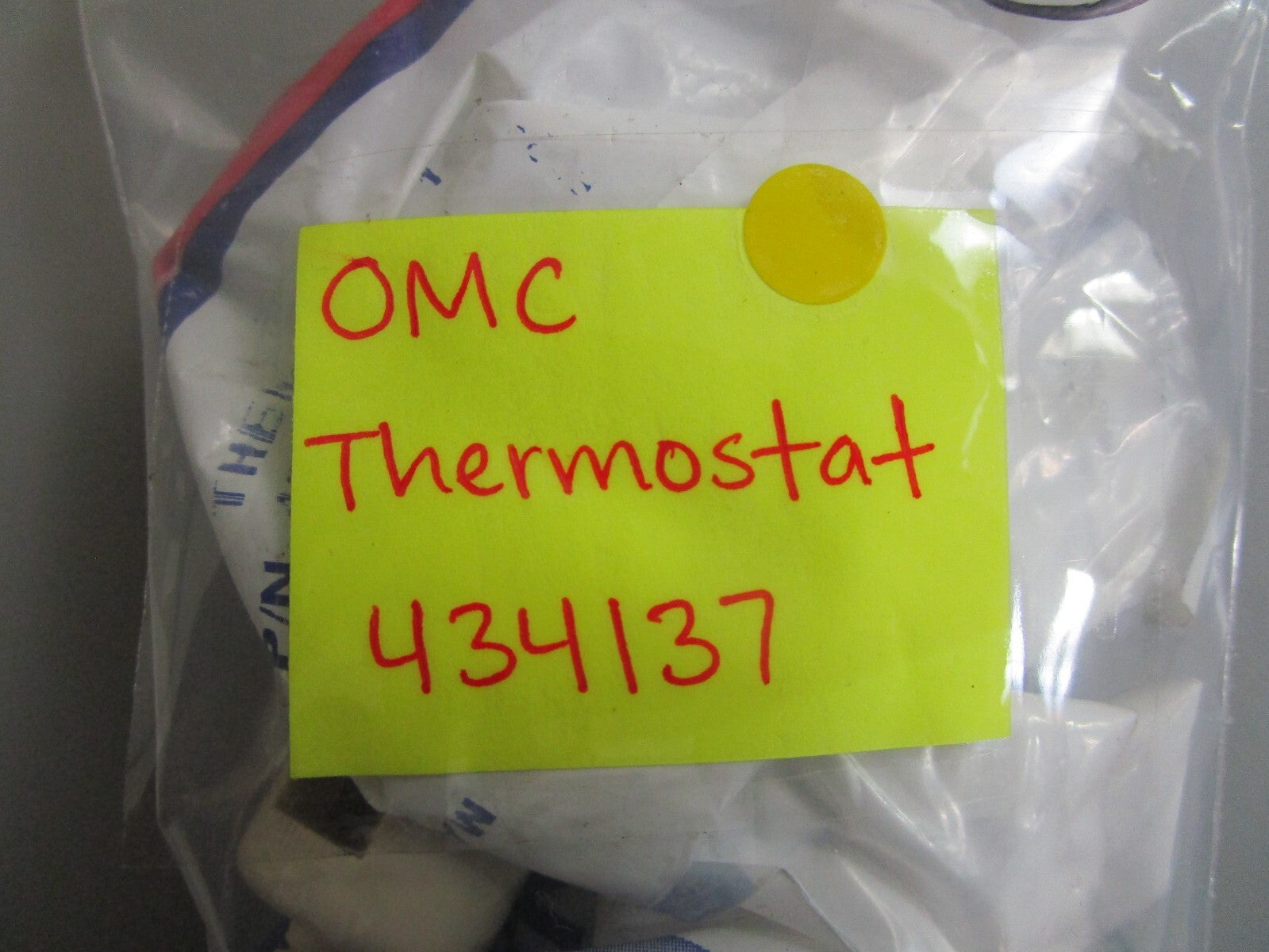 *NEW OEM* 0810 OMC Johnson Evinrude Thermostat 434137 0434137