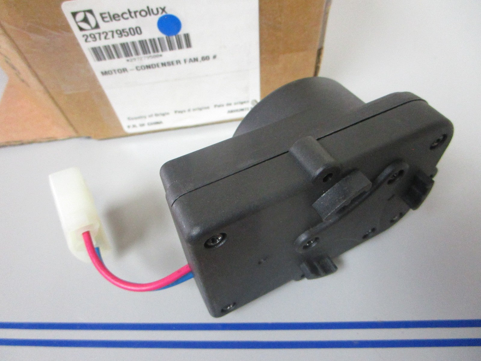 *NEW OEM* 0720 Electrolux Condenser Fan Motor 297279500