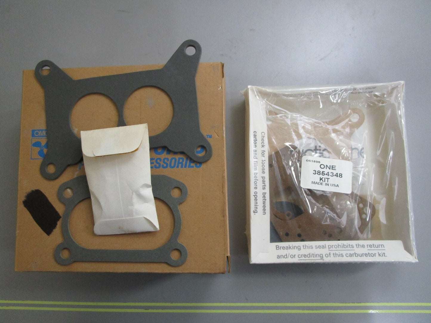 *NEW OEM* 0820 OMC Johnson Evinrude Carburetor Kit 3854347