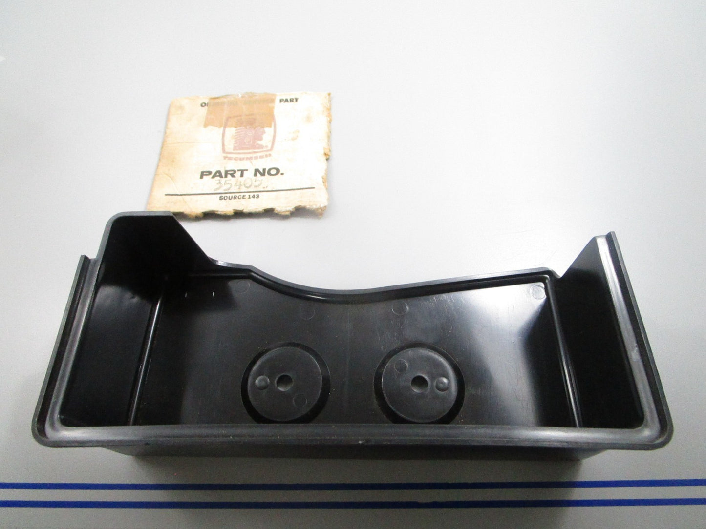 *NEW OEM* 0810 Tecumseh Air Cleaner 35405