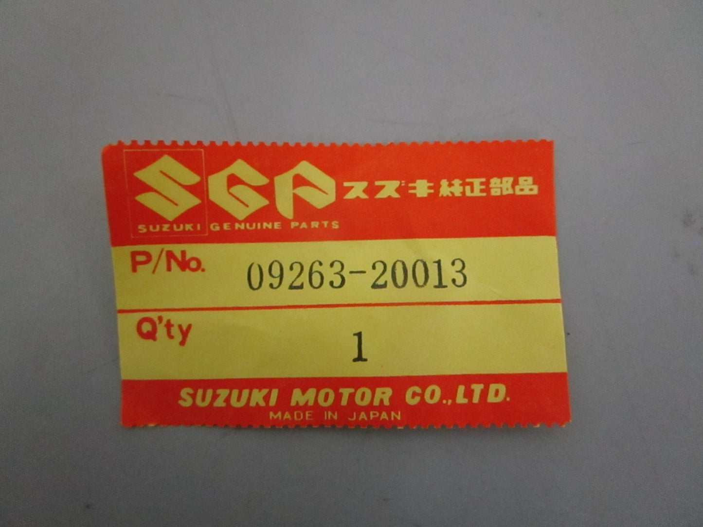 NEW OEM 09263-20013 Suzuki Roller Bearing 0820