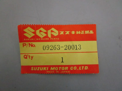 NEW OEM 09263-20013 Suzuki Roller Bearing 0820