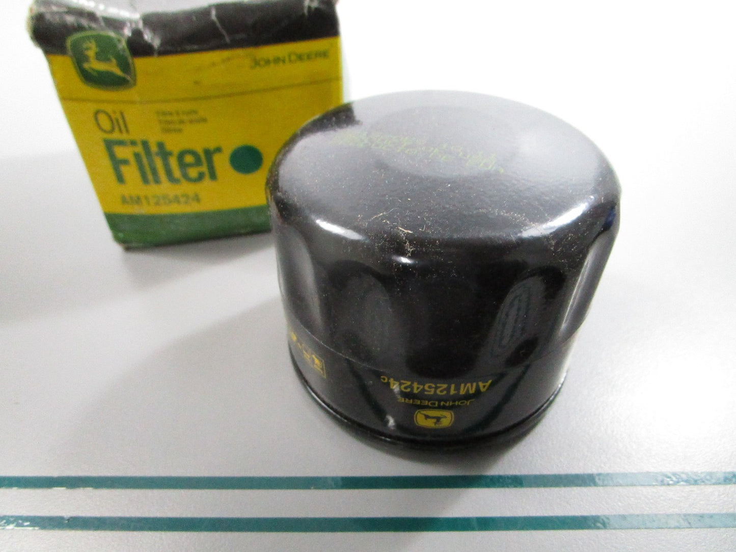 NEW OEM AM125424 John Deere Oil Filter 0810