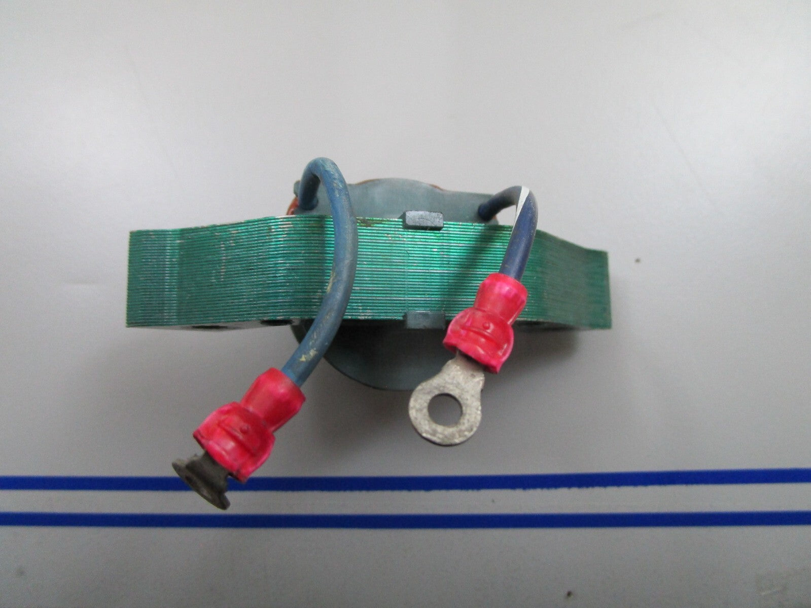 *NEW OEM* 0810 OMC Johnson Evinrude Coil 581557 0581557