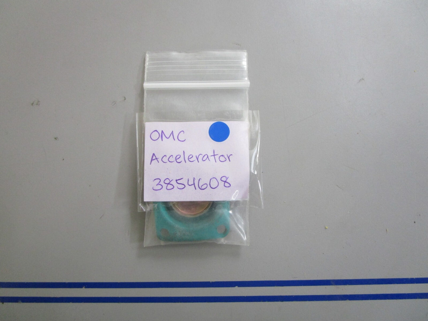 *NEW OEM* 0810 OMC Johnson Evinrude Accelerator 3854608