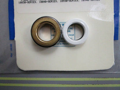 *NEW OEM* 0820 Volvo Penta Seal 818684
