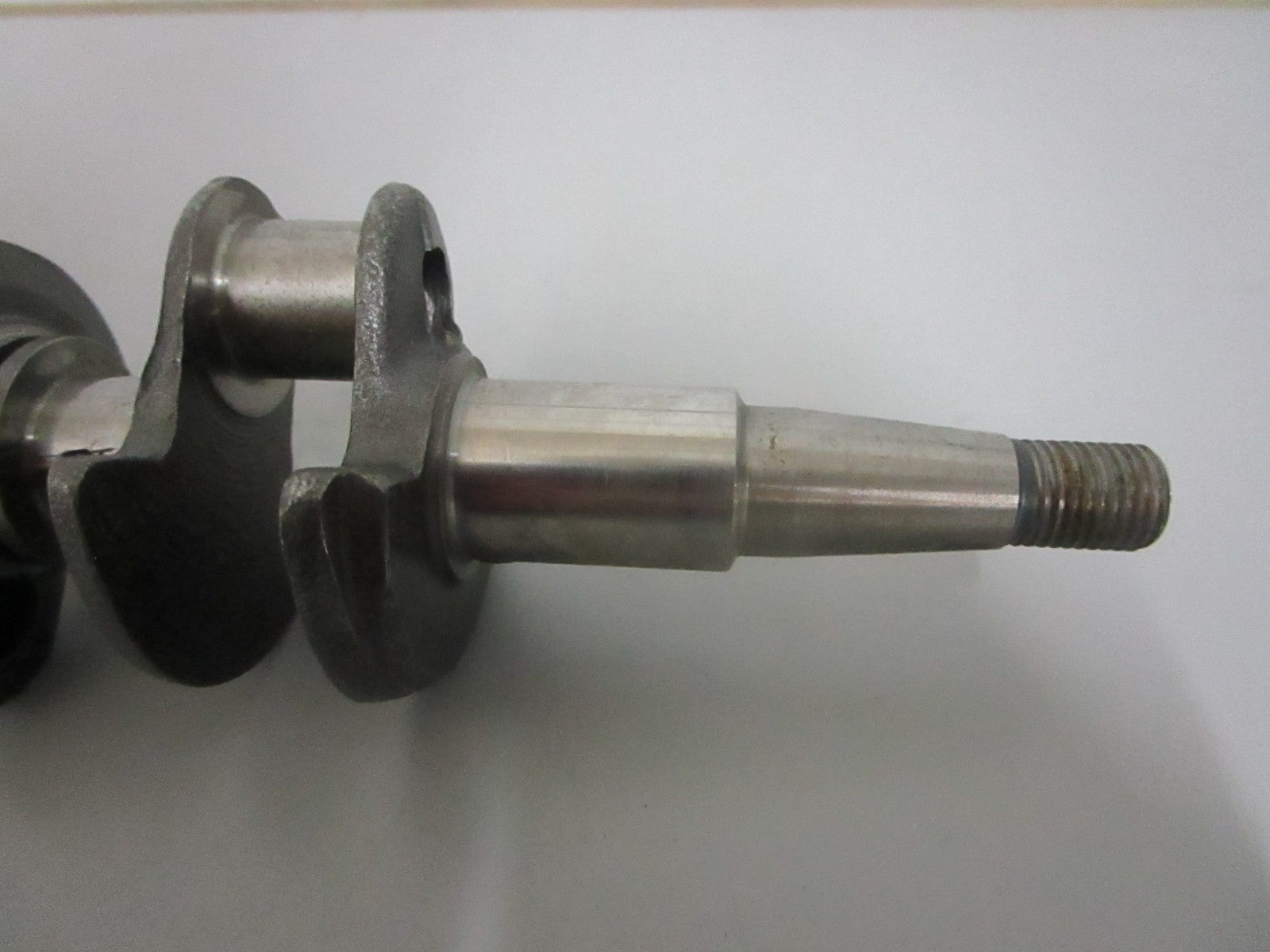 NEW OEM 432626 0432626 OMC Johnson Evinrude Crankshaft Assy 0820
