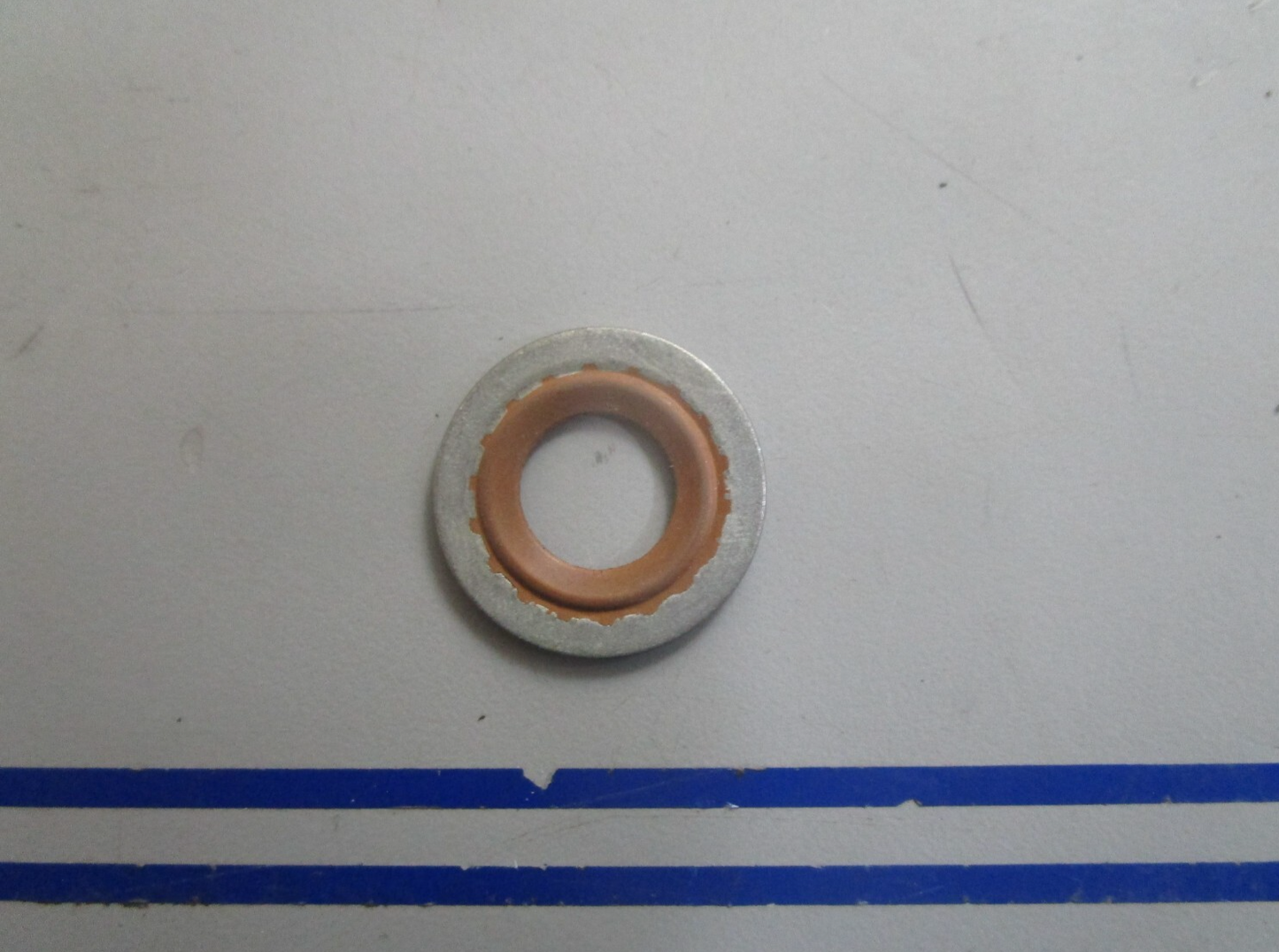 *NEW OEM* 0810 Volvo Penta Gasket 856295