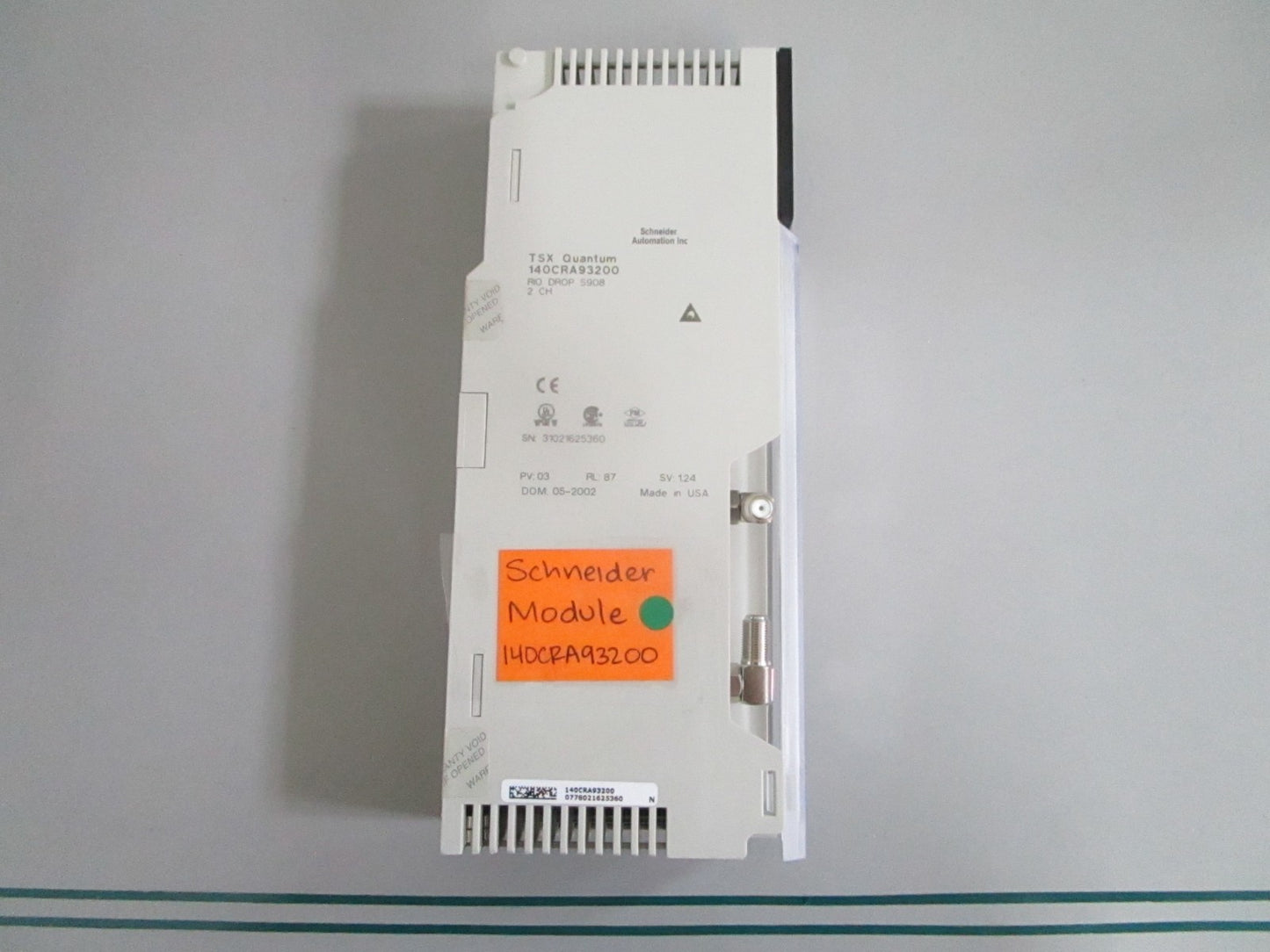 Schneider Modicon 140CRA93200 Quantum RIO Drop Adaptor Module NEW OEM 0820
