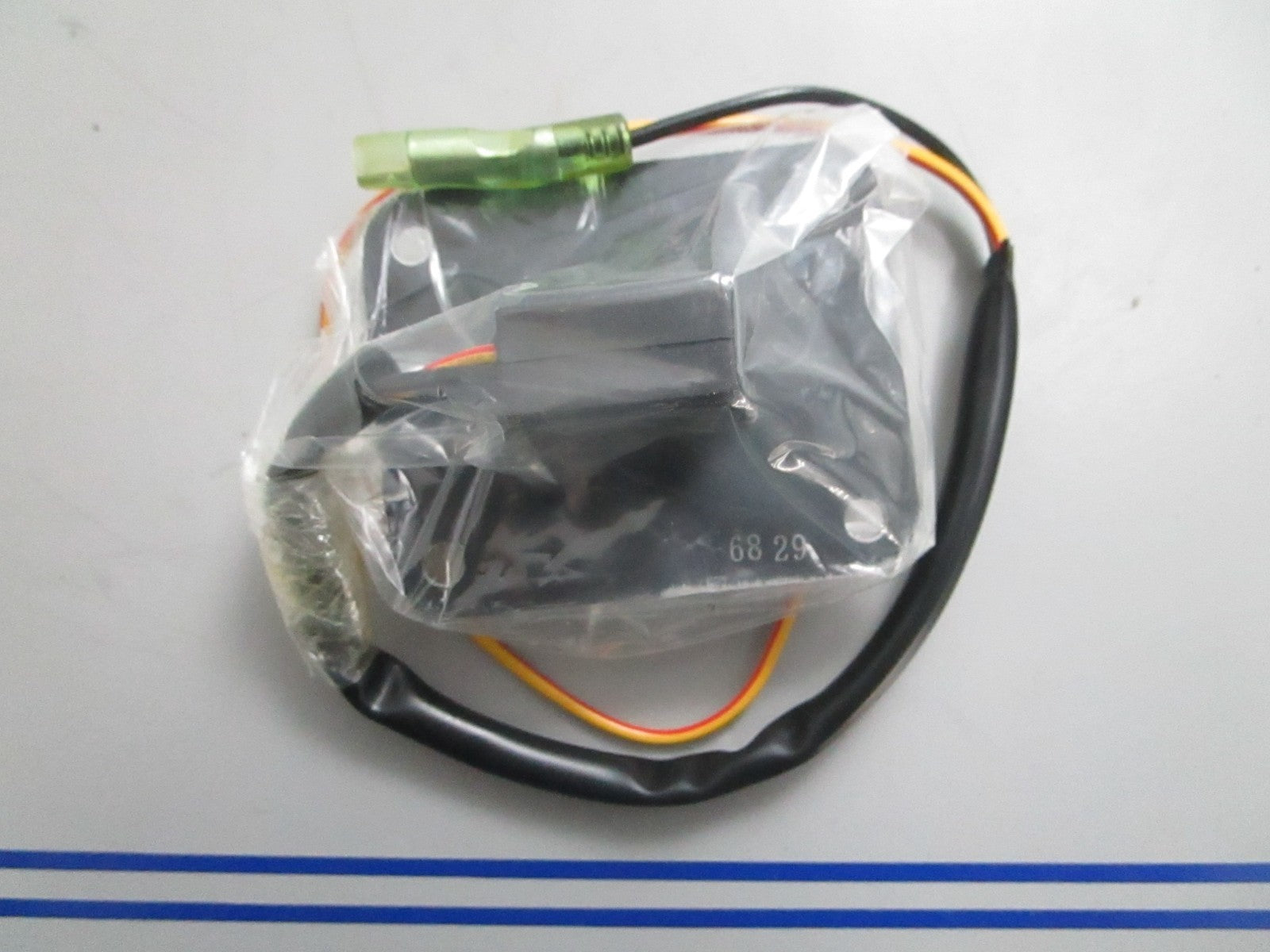 *NEW OEM* 0820 Yamaha Oil Light Panel 6G8-83530-00-00