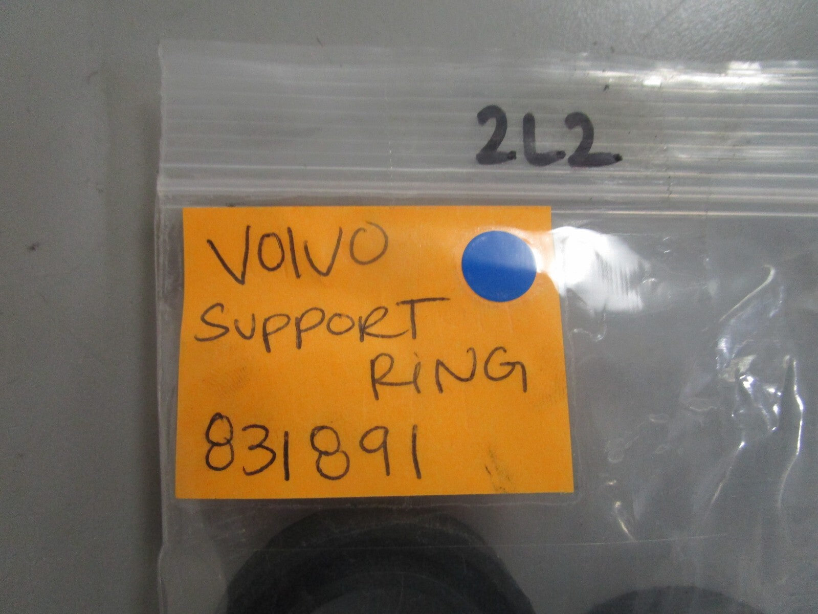 *NEW OEM* (LOT OF 2) 0810 Volvo Penta Support Ring 831891