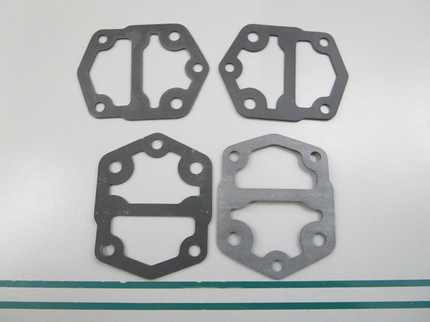 NEW OEM (LOT OF 4) 6E5-24435-00-00 Yamaha Body Gasket 0810