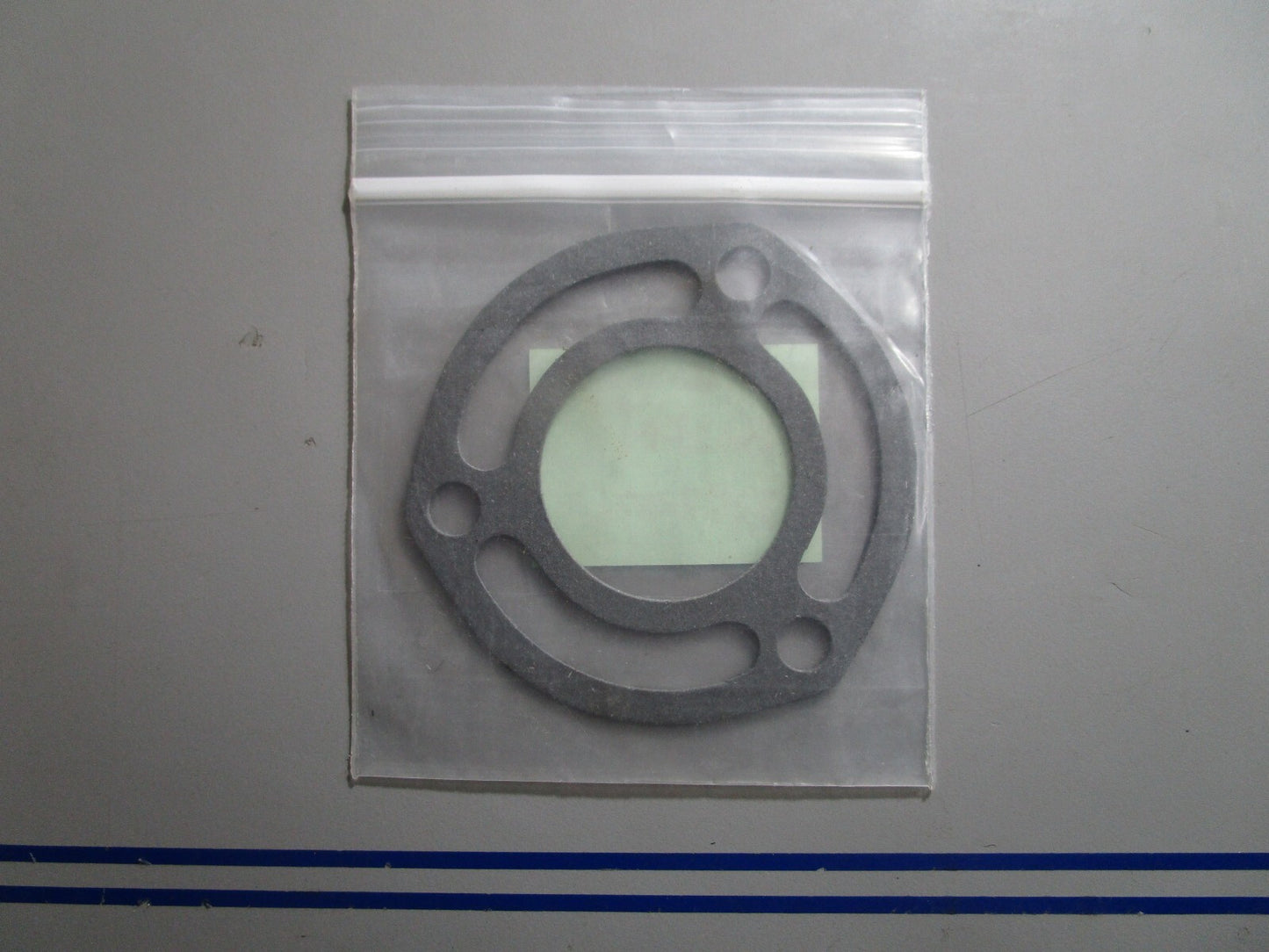 *NEW OEM* 0810 OMC Johnson Evinrude Gasket 315822 0315822