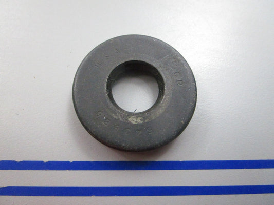 NEW OEM 329086 0329086 OMC Johnson Evinrude Powerhead Seal 0810