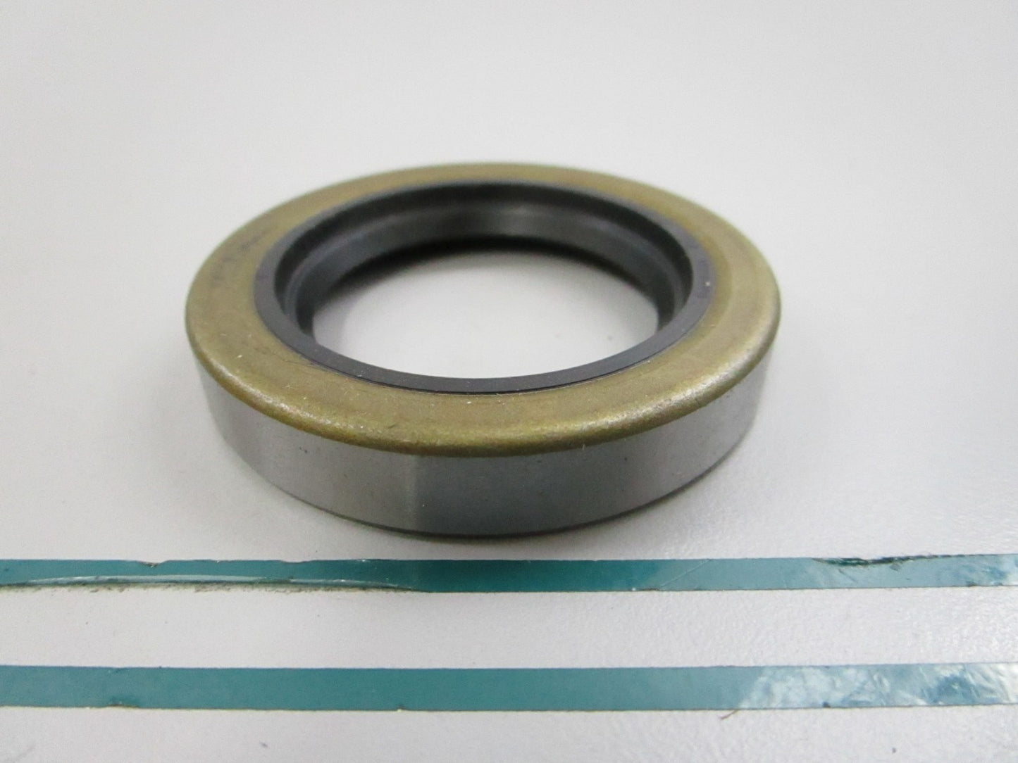 NEW OEM M91399 John Deere Spindle Hub Seal 0810