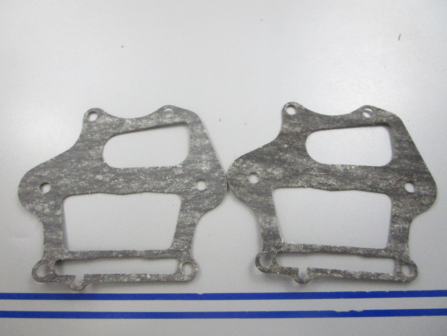 NEW OEM (LOT OF 2) 203379 0203379 OMC Johnson Evinrude Gasket 0810