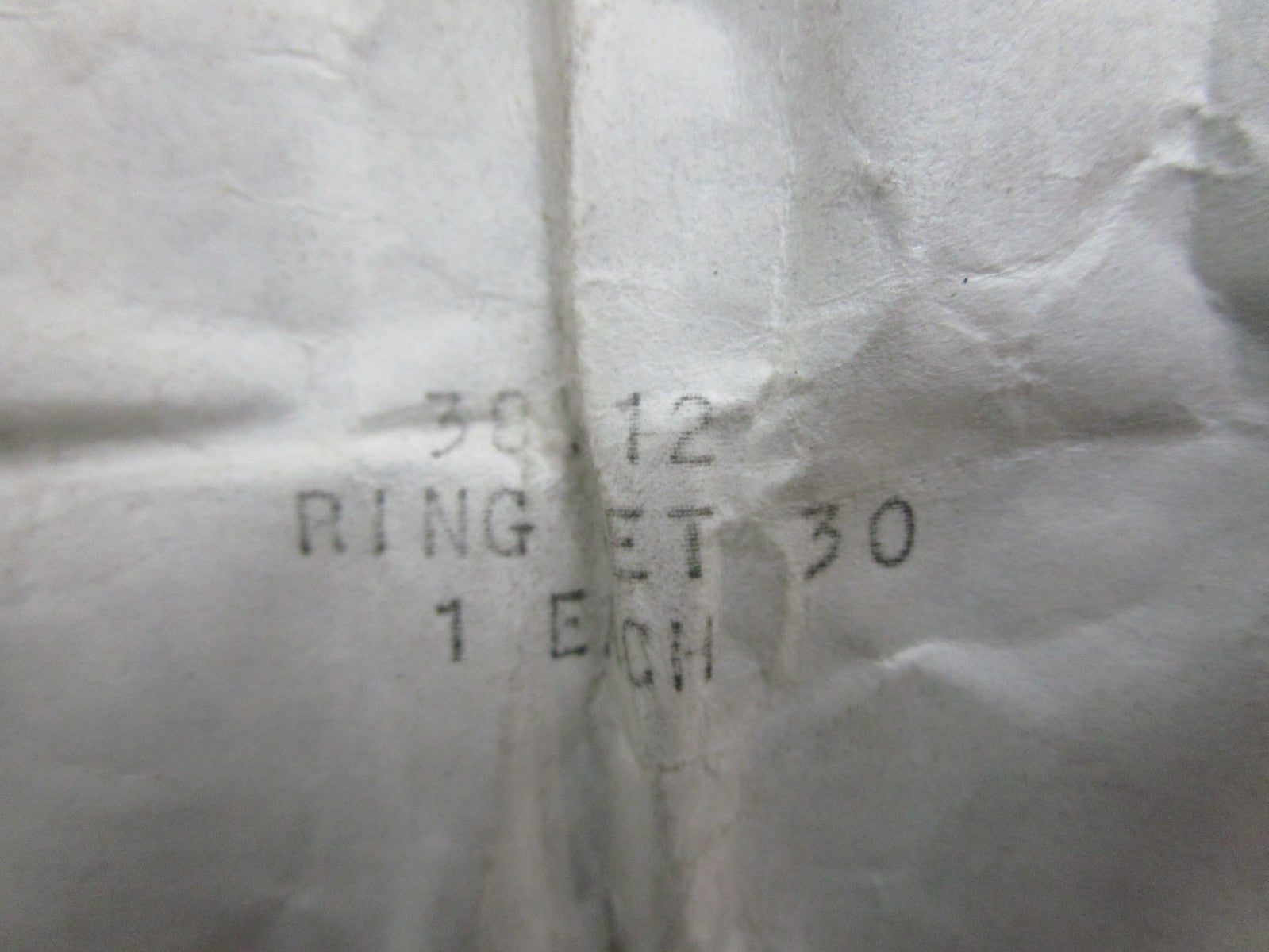 *NEW OEM* 0820 OMC Johnson Evinrude 2 Piston Ring Set 384312 0384312