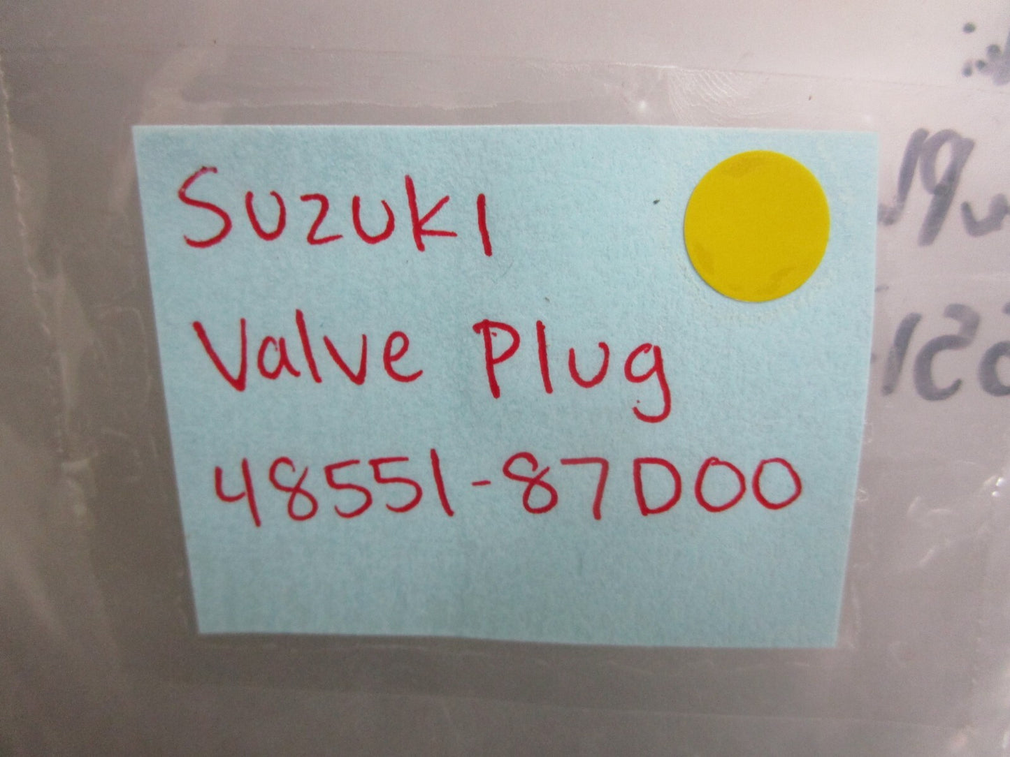 *NEW OEM* 0810 Suzuki Valve Plug 48551-87D00