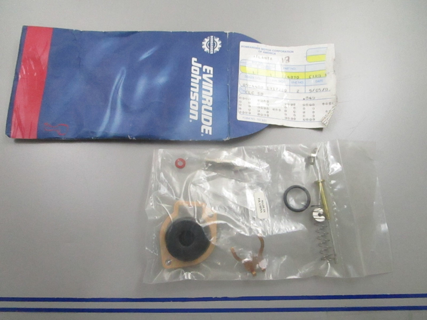 *NEW OEM* 0810 OMC Johnson Evinrude Carburetor Kit 114830 0114830