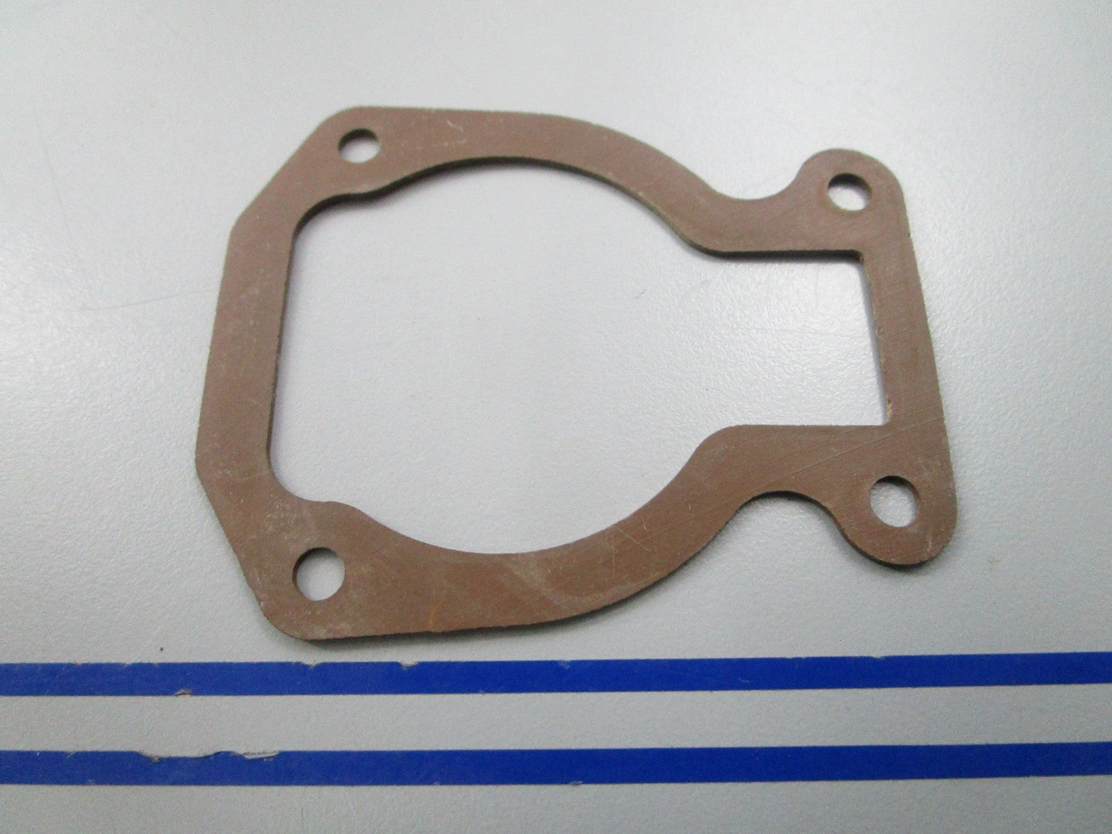 NEW OEM 331499 0331499 OMC Johnson Evinrude Gasket 0810