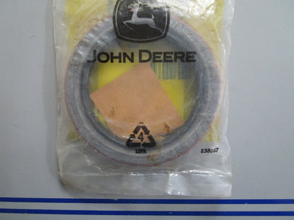 *NEW OEM* 0820 John Deere Oil Seal AM939T