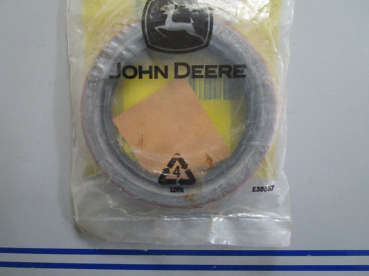 *NEW OEM* 0820 John Deere Oil Seal AM939T