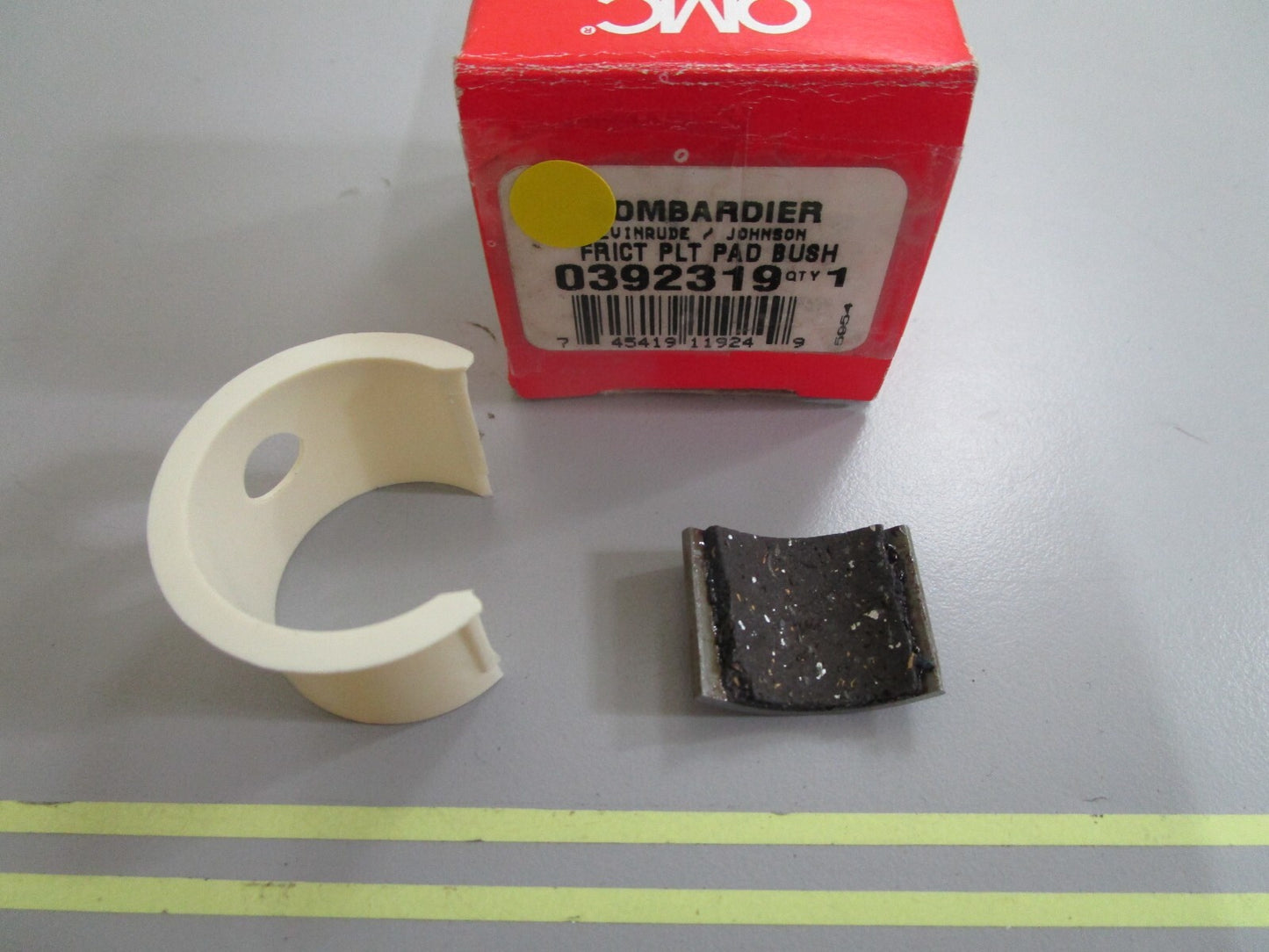 *NEW OEM* 0810 OMC Johnson Evinrude Friction Plate Pad Bushing 392319 0392319