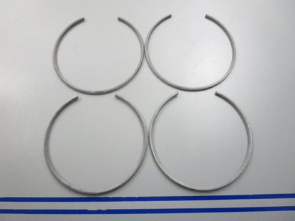 NEW OEM (LOT OF 4) 305558 0305558 OMC Johnson Evinrude Retaining Ring 0810