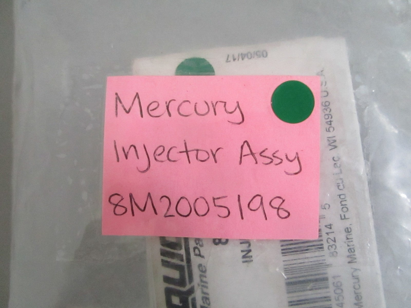 Mercury Marine NEW OEM 8M2005198 Fuel Injector NOS Genuine Factory Outboard 0820