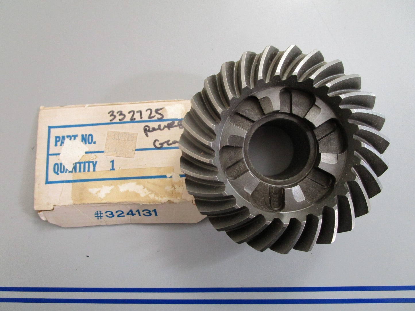 *NEW OEM* 0810 OMC Johnson Evinrude 27T Reverse Gear 332725 0332725