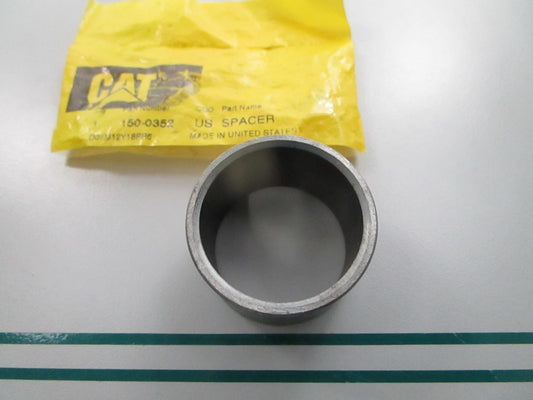 NEW OEM 150-0352 CAT Spacer 0810