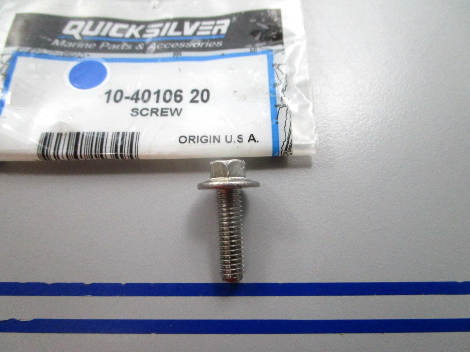 NEW OEM 10-40106 20 Mercury Quicksilver Screw 0810