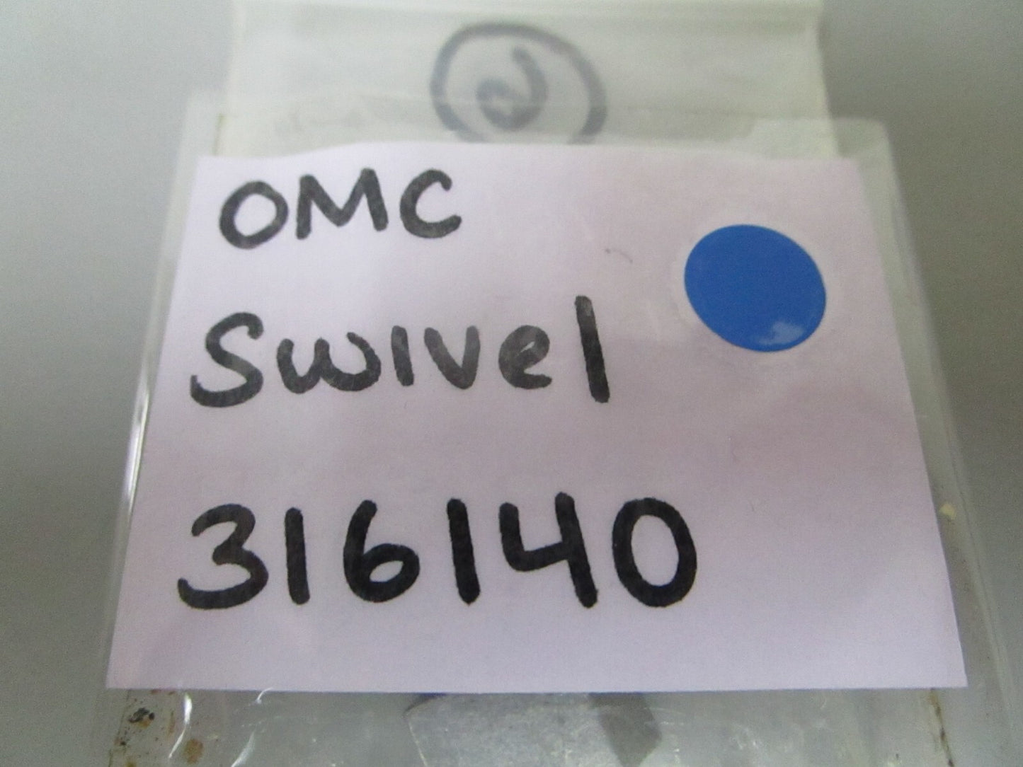 *NEW OEM* 0810 OMC Johnson Evinrude Swivel 316140 0316140