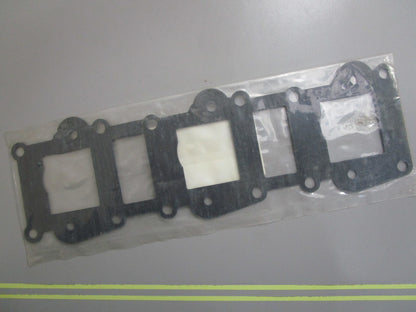 *NEW OEM* 0810 Tohatsu Reed Valve Gasket 3T5-02104-1