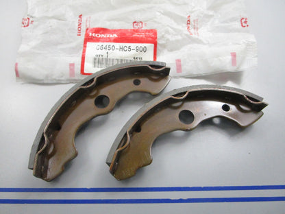 NEW OEM 06450-HC5-900 Honda Brake Shoe Set 0720