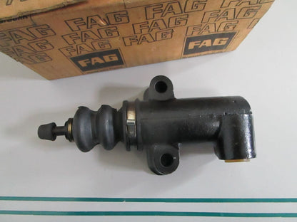NEW OEM 0002954207 Mercedes-Benz Slave Cylinder 0820