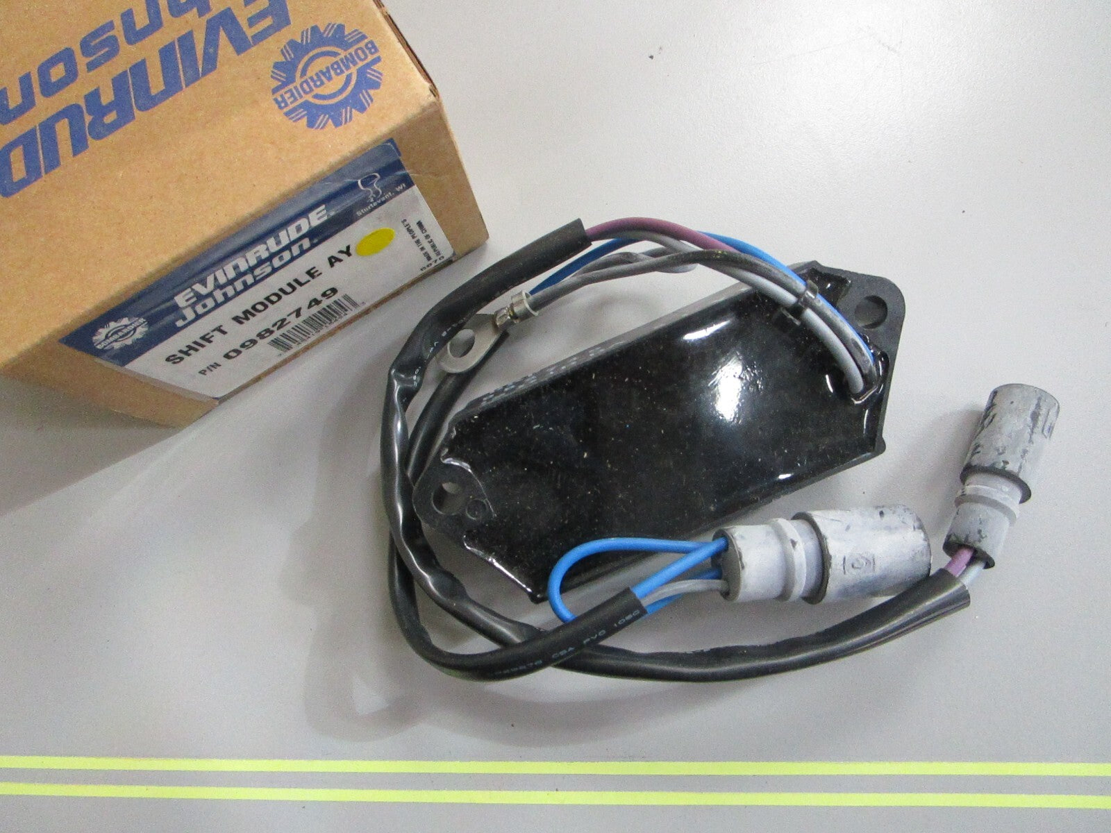 *NEW OEM* 0820 OMC Johnson Evinrude Shift Module Ay 982749 0982749