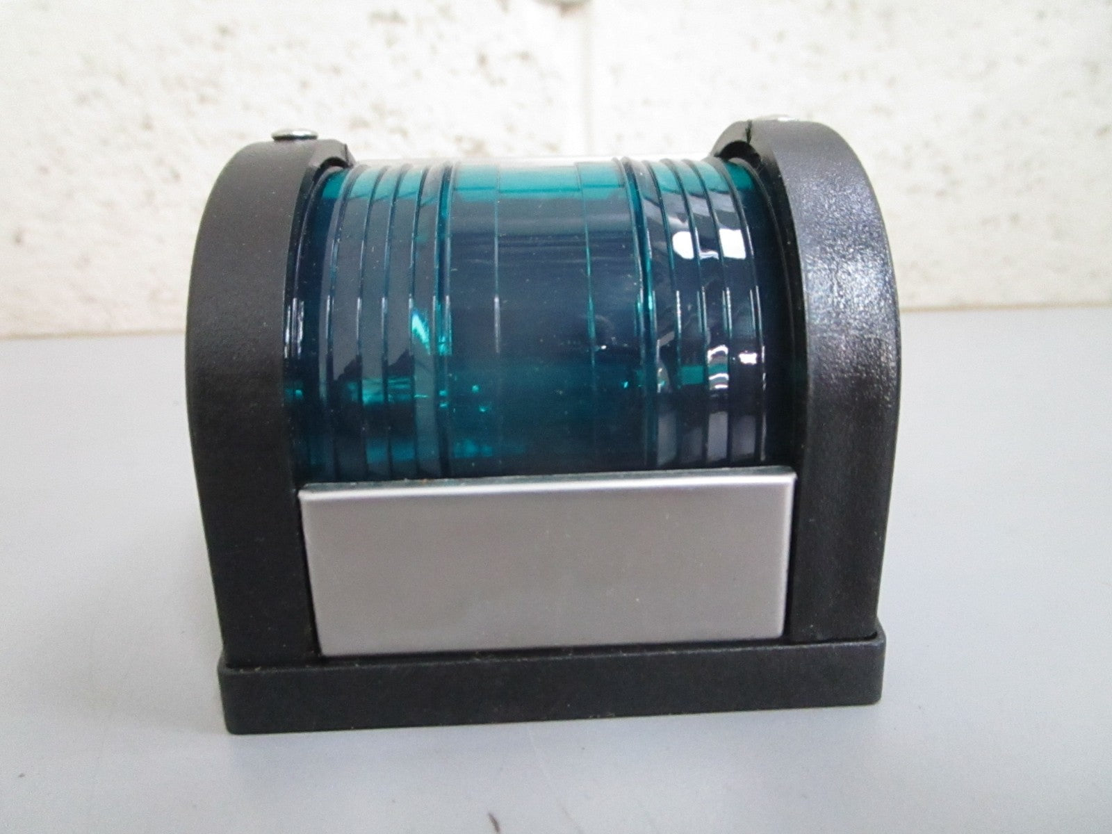 *NEW* 0820 Aqua Signal 10W Starboard/Tribord Navigation Light 351110