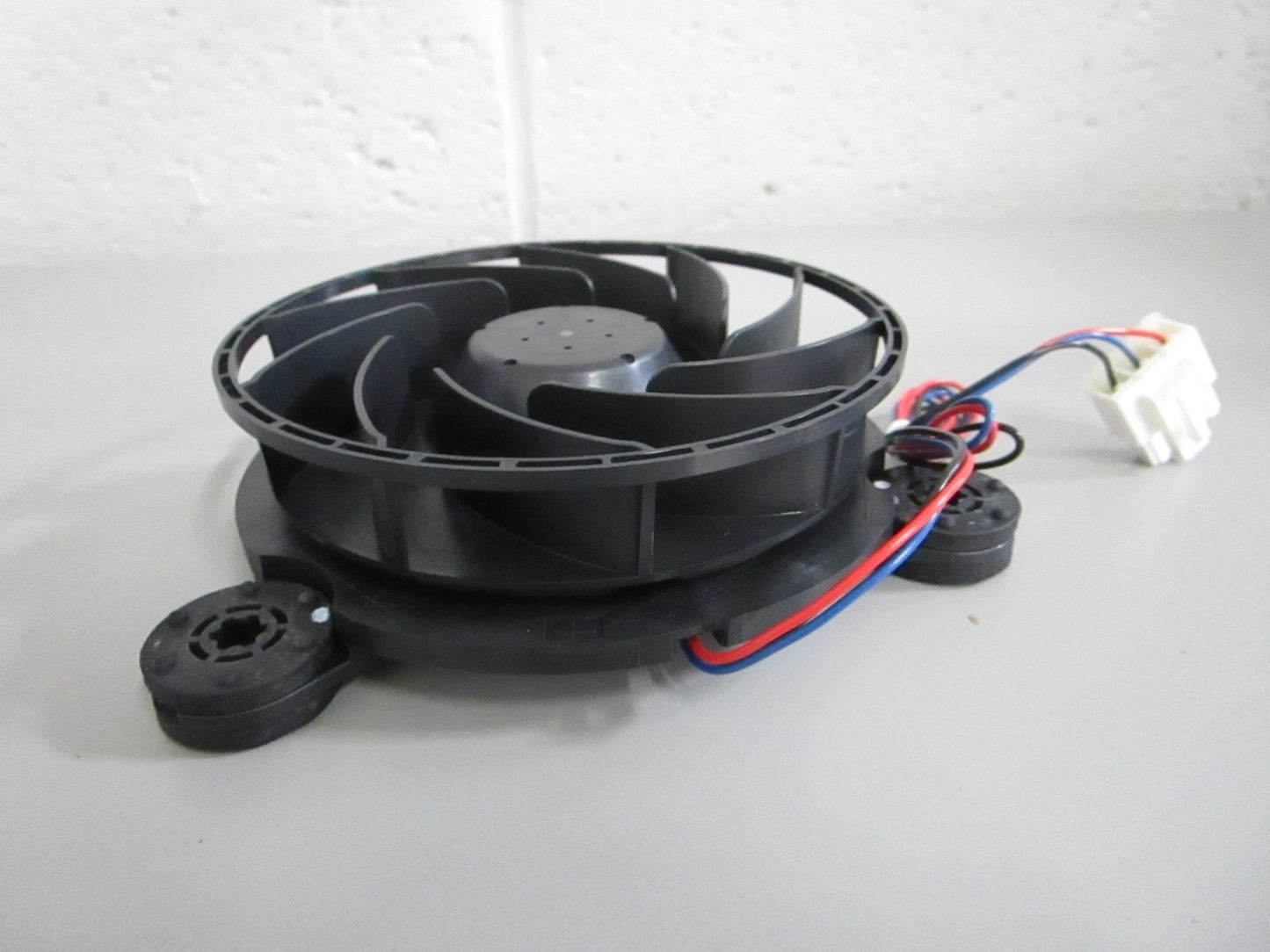 Whirlpool NEW OEM Refrigerator Evaporator Fan Motor W11369036 Factory Part 0820