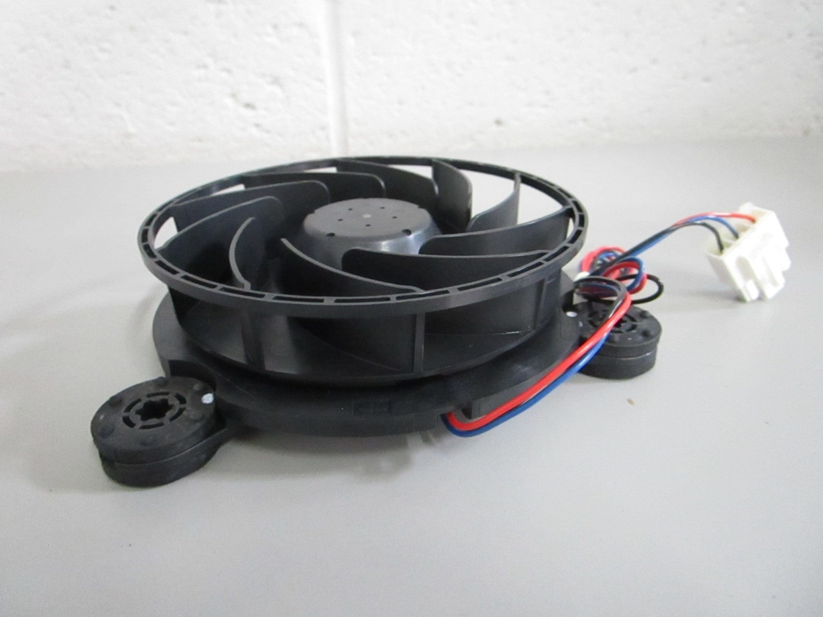Whirlpool NEW OEM Refrigerator Evaporator Fan Motor W11369036 Factory Part 0820