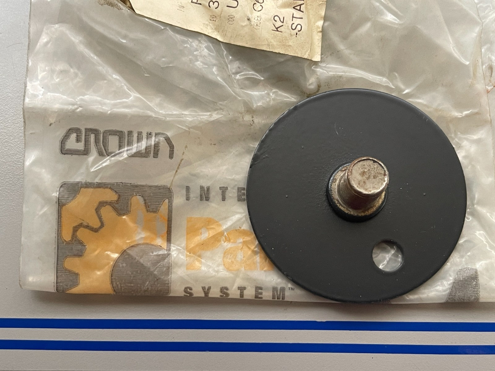 *NEW OEM* 0720 Crown Plate 105015