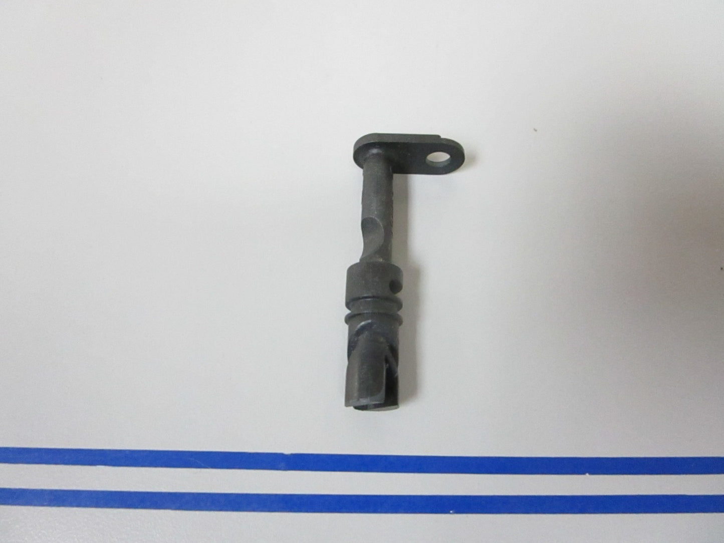 NEW OEM 331467 0331467 OMC Johnson Evinrude Valve 0720