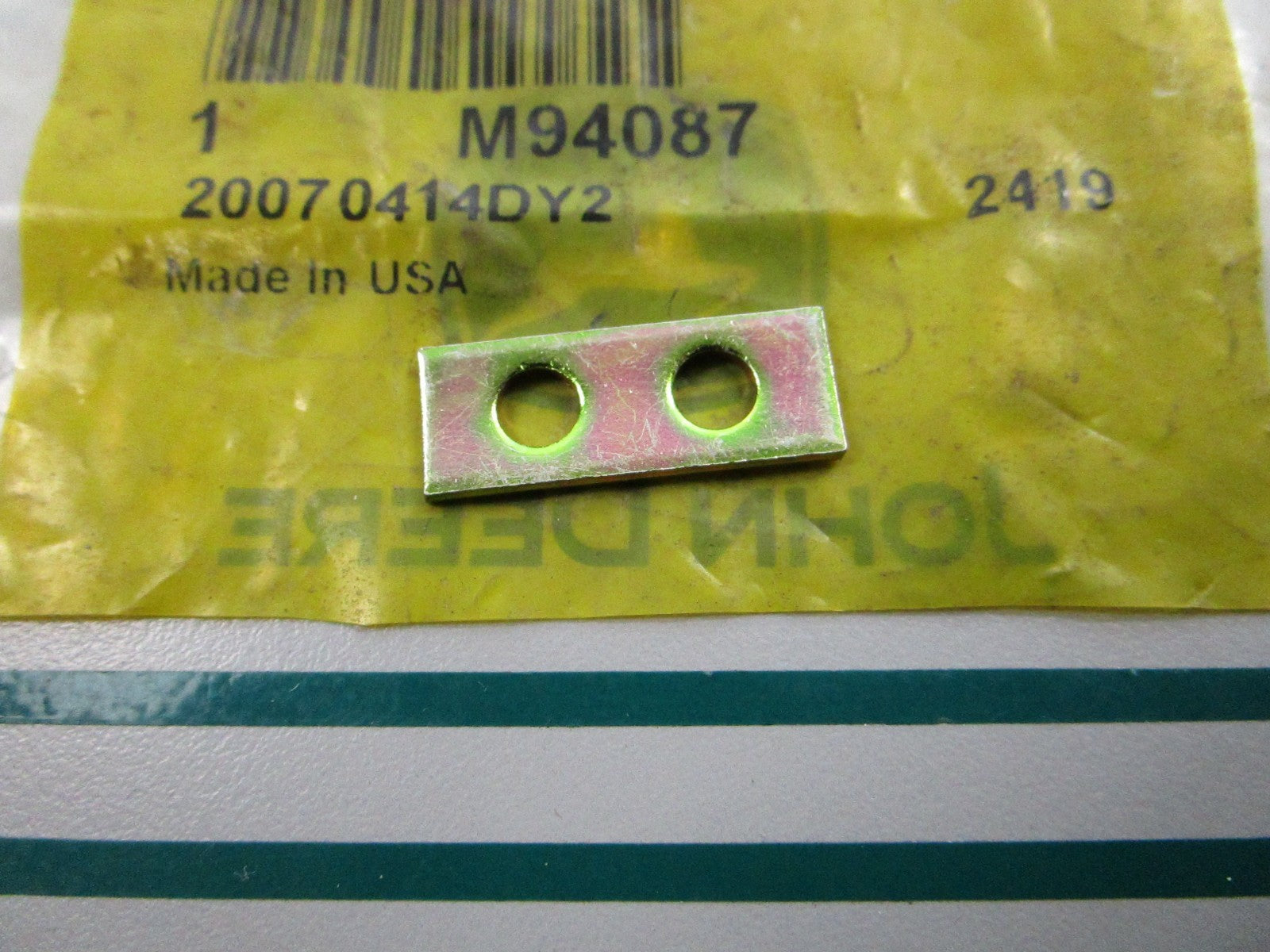 NEW OEM M94087 John Deere Bar 0810